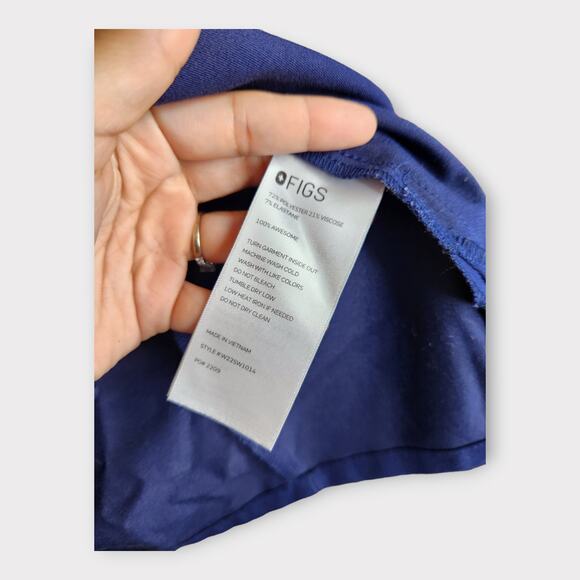 FIGS Blue Catarina V-Neck Scrub Top Short Sleeve Women’s XS - Picture 4 of 7